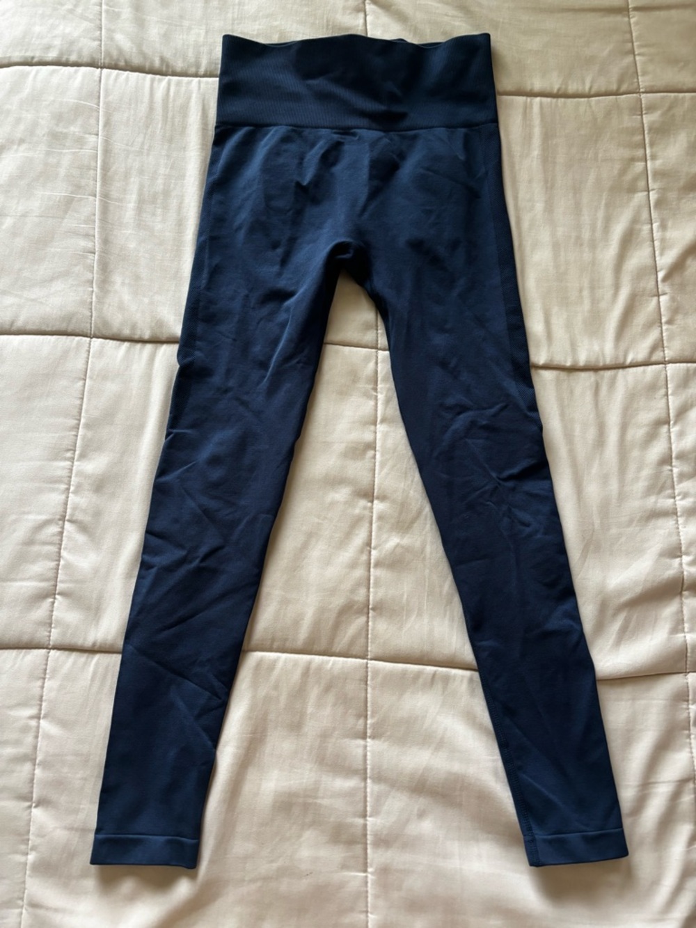 Navy Blue High-Waist Scrunch Leggings